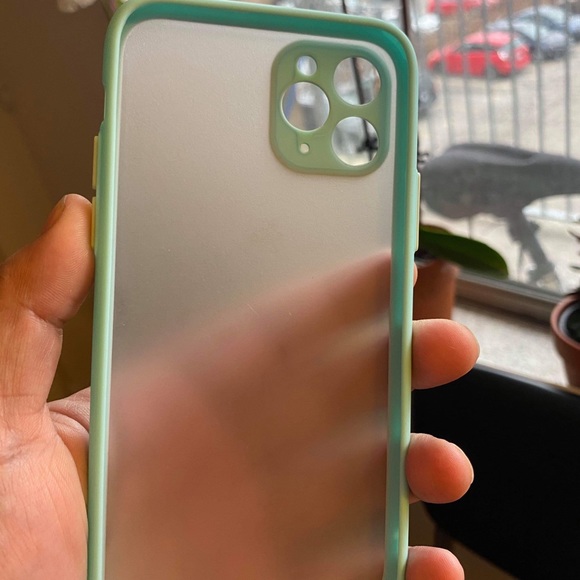 I phone 12 pro phone case - Picture 2 of 4